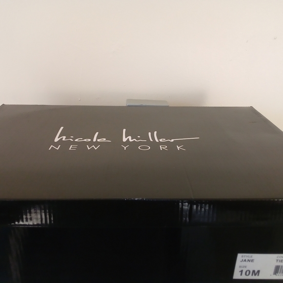 Nicole Miller New York Boots - Picture 2 of 5